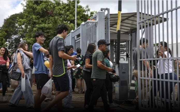 Enem 2024: portões são abertos para o 2º dia de provas