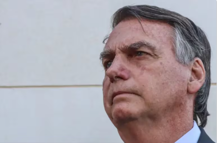 Nome de Bolsonaro aparece 530 vezes no relatório da PF; ex-presidente nega acusações