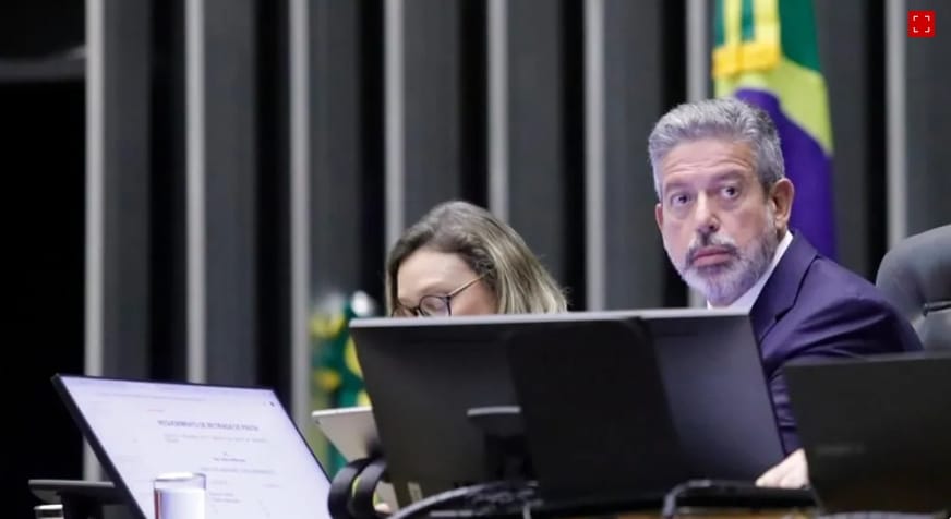 Lira critica indiciamento de deputados pela PF: “Tribuna do Parlamento é inviolável”