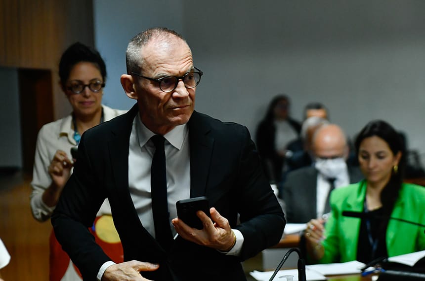 CCDD: Celulares deverão ter acionamento de emergência contra violência doméstica