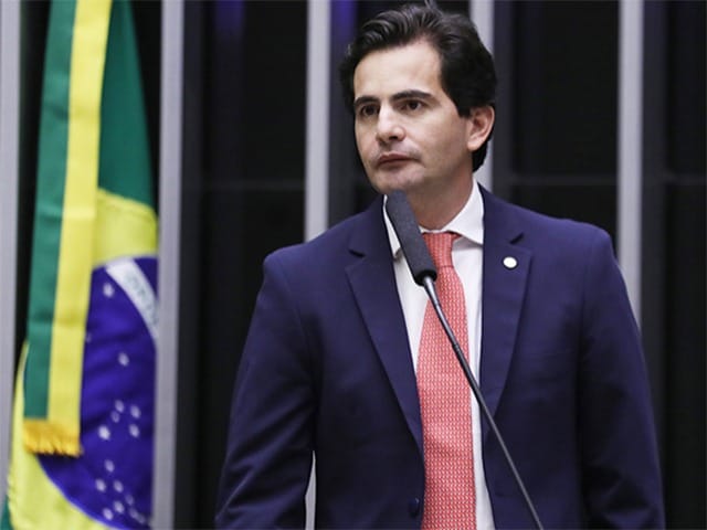 Fábio Garcia é exonerado temporariamente da Casa Cívil de MT