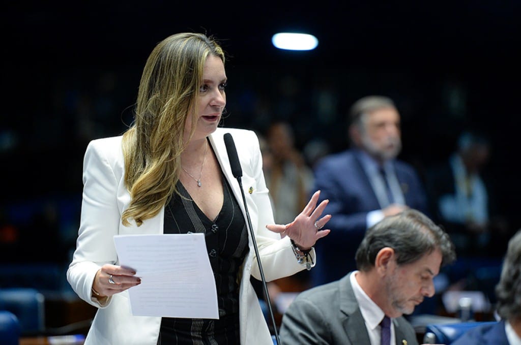 Augusta Brito defende criação de Comissão Permanente de Direito das Mulheres