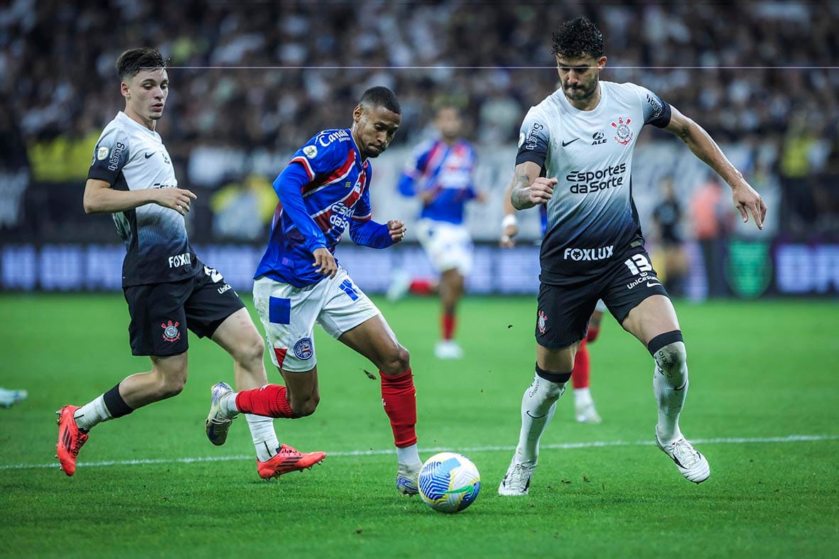 Corinthians goleia o Bahia na Neo Química Arena 