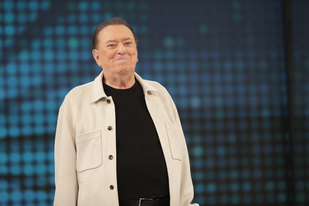 Após demissão do SBT, Raul Gil negocia com emissora concorrente