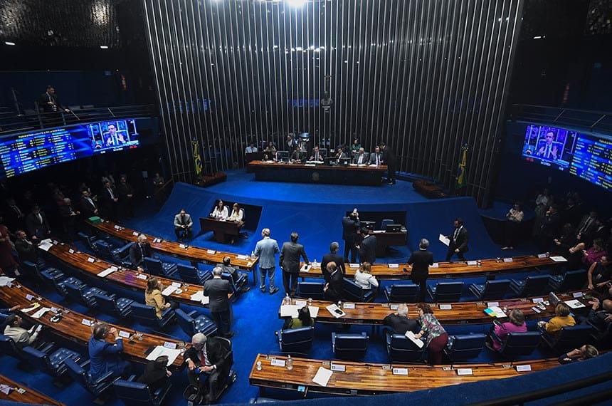 Plenário analisa R$ 4 bi para Programa Pé-de-Meia nesta quinta