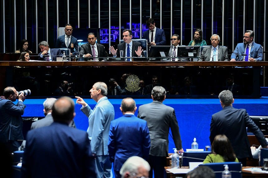 Senado começa a analisar o pacote de corte de gastos nesta quinta