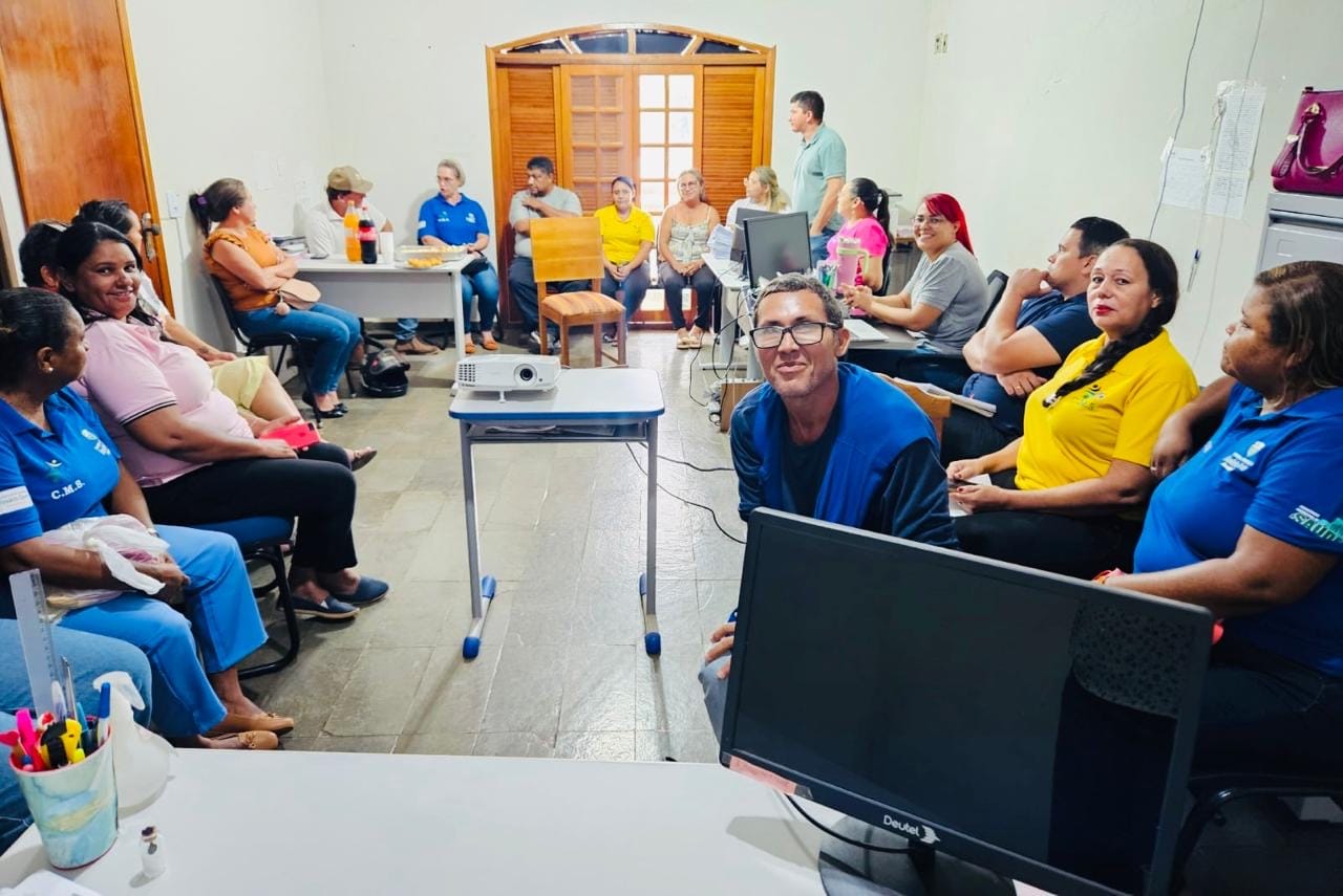Secretaria Municipal de Saúde realiza reunião de alinhamento e feedback das equipes e-Multi da Atenção Básica