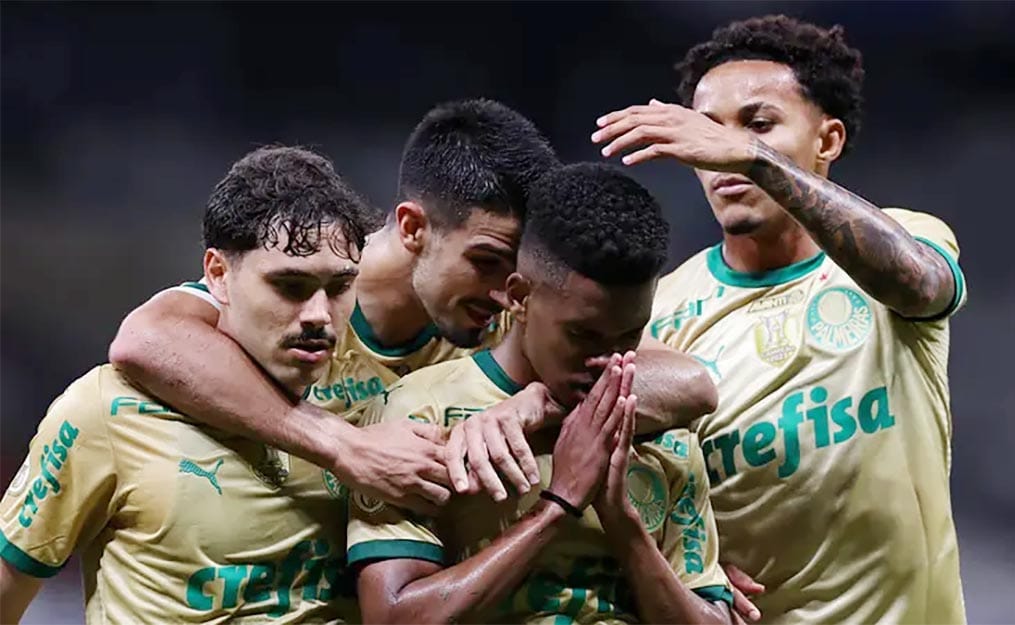 Palmeiras vence o Cruzeiro de virada e segue sonhando com o título brasileiro