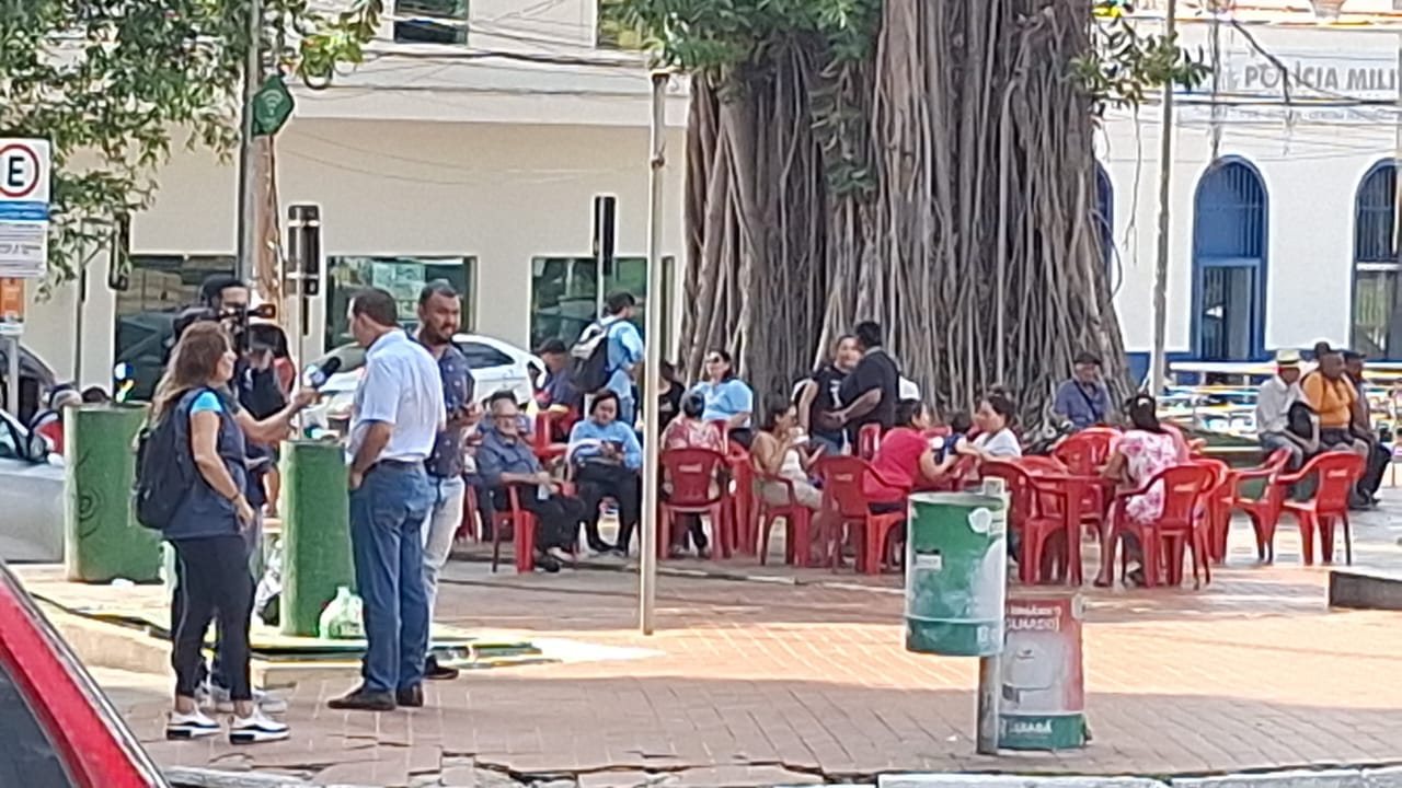 Dilemário arma Protestos Contra Emanuel, Mas Reforça Reputação de Oportunista no Cenário Político