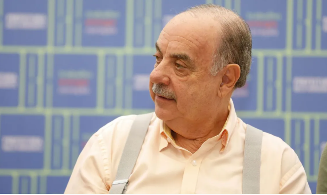 Prefeito de BH recebe alta da UTI