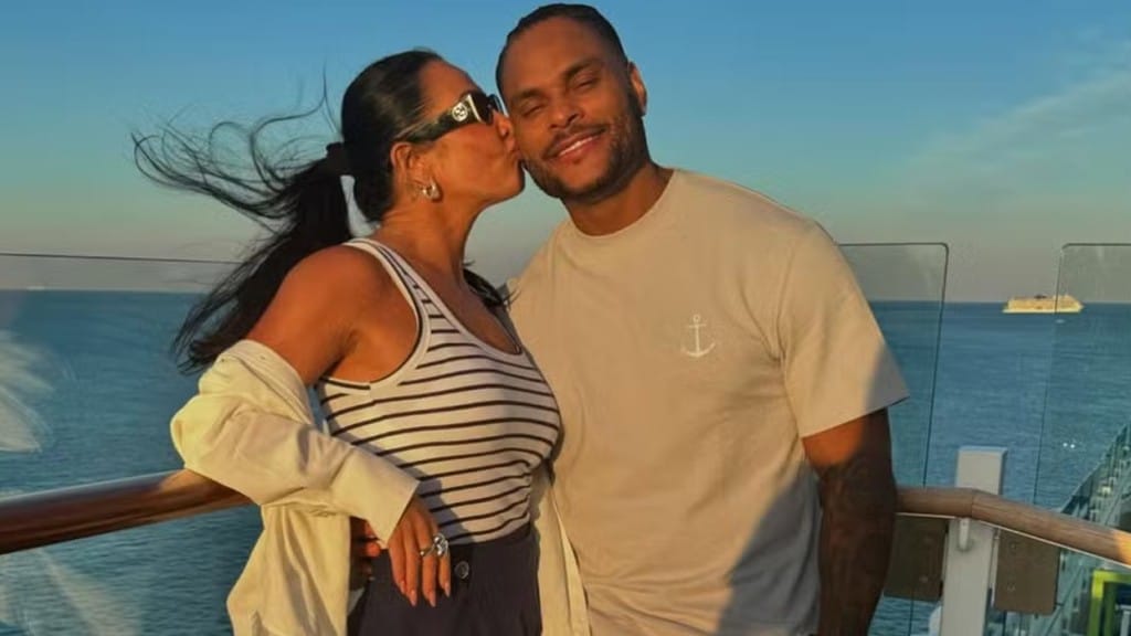 Scheila Carvalho comemora aniversário de Tony Salles com declaração: ‘Te amo’