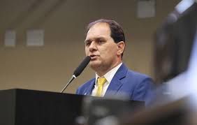 Chico Guarnieri assume vaga na AL com promessas de desenvolvimento regional