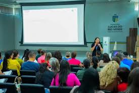 Formação e criatividade marcam início de 2025 para professores da Cultura