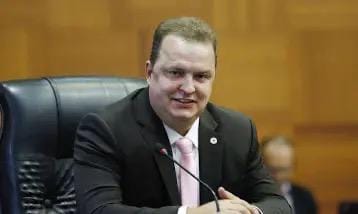 Max Russi e o RGA como esperança dos servidores