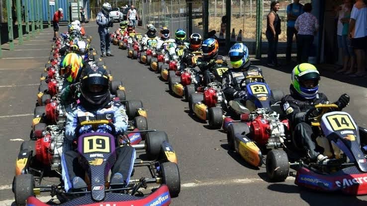 ESCÂNDALO NO PARQUE NOVO MT: GOVERNO DESTINA R$ 56 MILHÕES PARA KARTÓDROMO EM MEIO À OSTENTAÇÃO E À VIOLÊNCIA EM MATO GROSSO