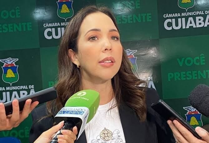 Prefeito Abílio acusa vereadora Maysa Leão de espalhar fake news sobre vale-transporte das CADs