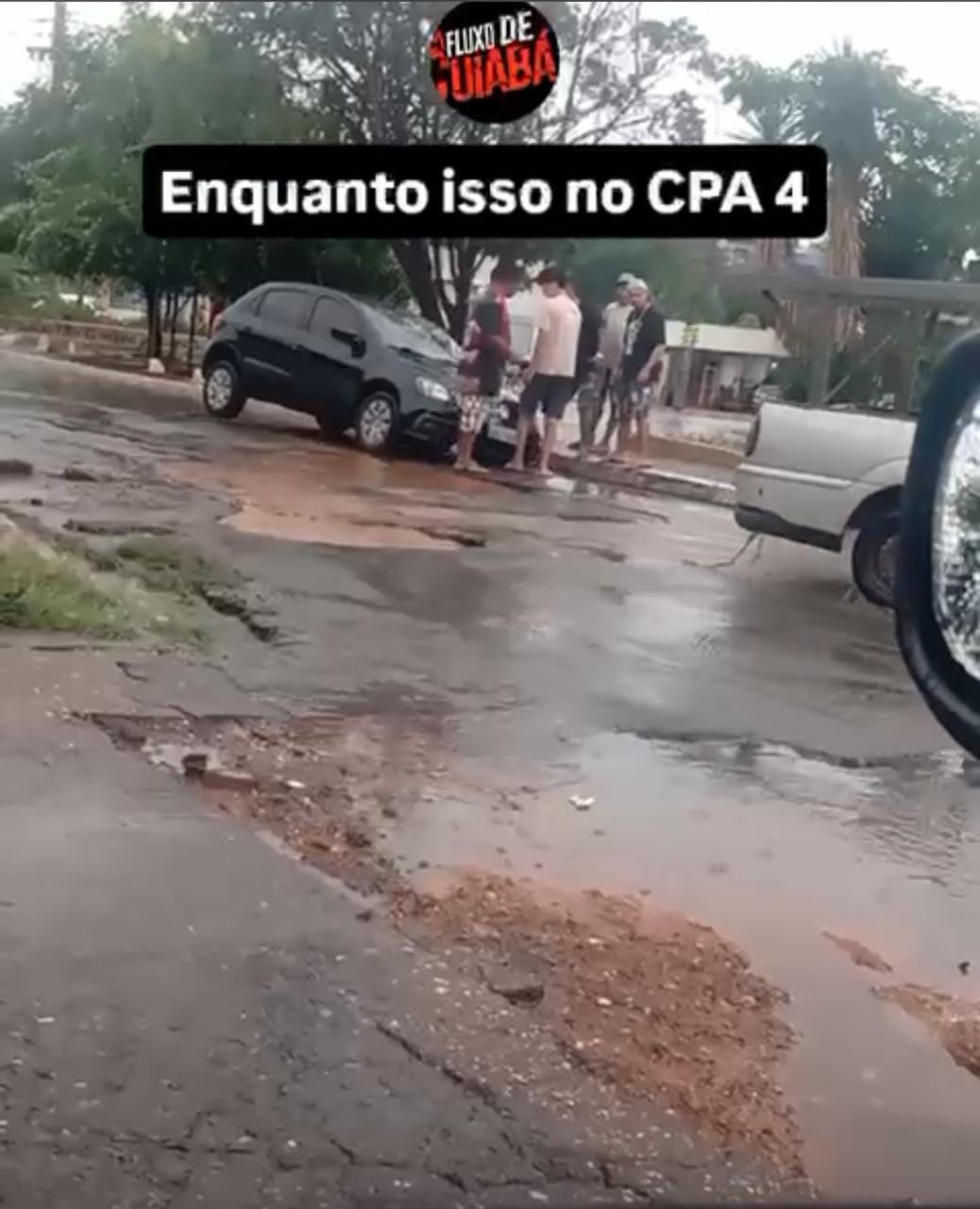 BURACO GIGANTE NO CPA IV FAZ ABÍLIO E DILEMARIO SUMIREM, ENQUANTO SECRETÁRIO DE OBRAS NÃO TEM PLANEJAMENTO