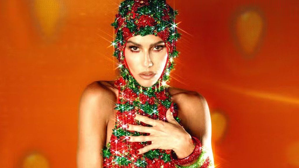 Rainha de camarote, Deborah Secco se inspira em Mulher Moranguinho: ‘Carnaval’