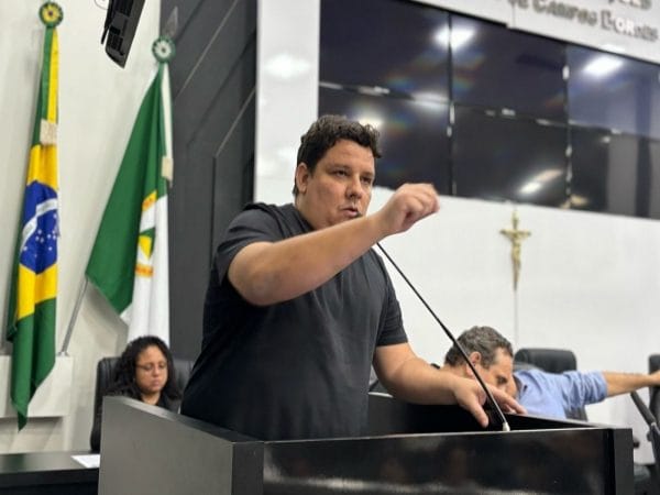 Audiência pública sobre obras inacabadas do BRT em Cuiabá é marcada pela ausência do governo estadual