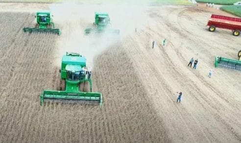 Às vésperas da COP30, agronegócio cobra protagonismo e questiona a “Moratória da Soja”