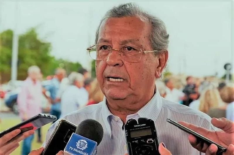 Confusão na Prefeitura: Senador Jayme detona partilha de poder entre Flávia Moretti e Tião da Zaelli