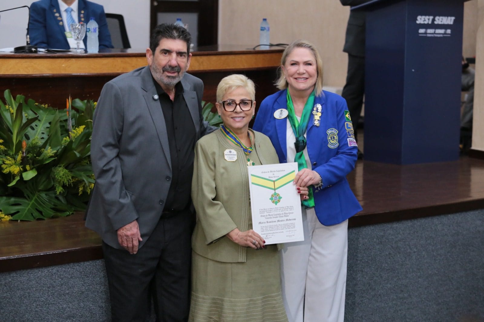 Assembleia Legislativa homenageia Lions Clubes do Distrito LB-4 com títulos e moções de aplausos