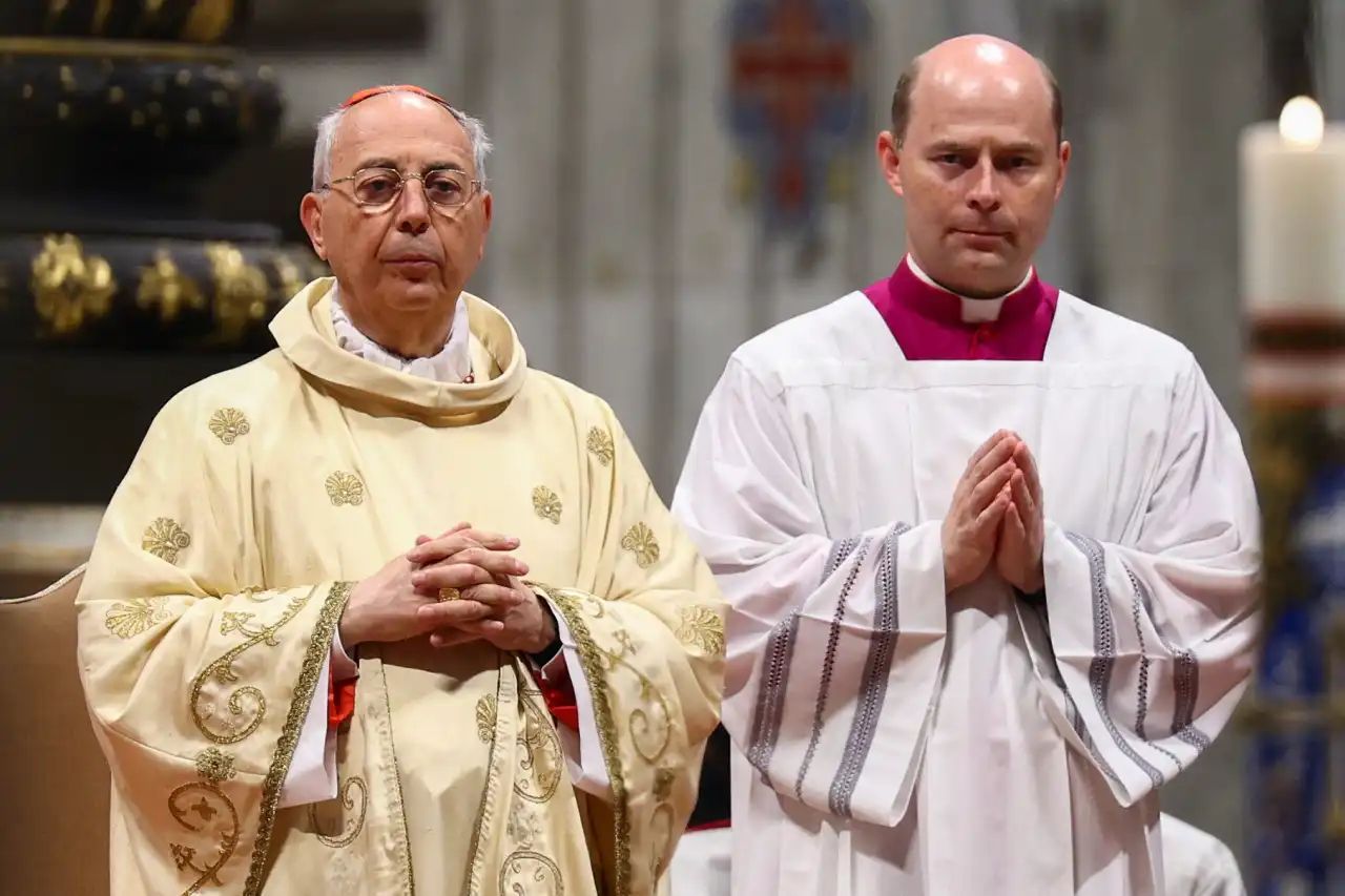 Conclave; quem é o cardeal que faz o anúncio 'Habemus Papam' após a votação