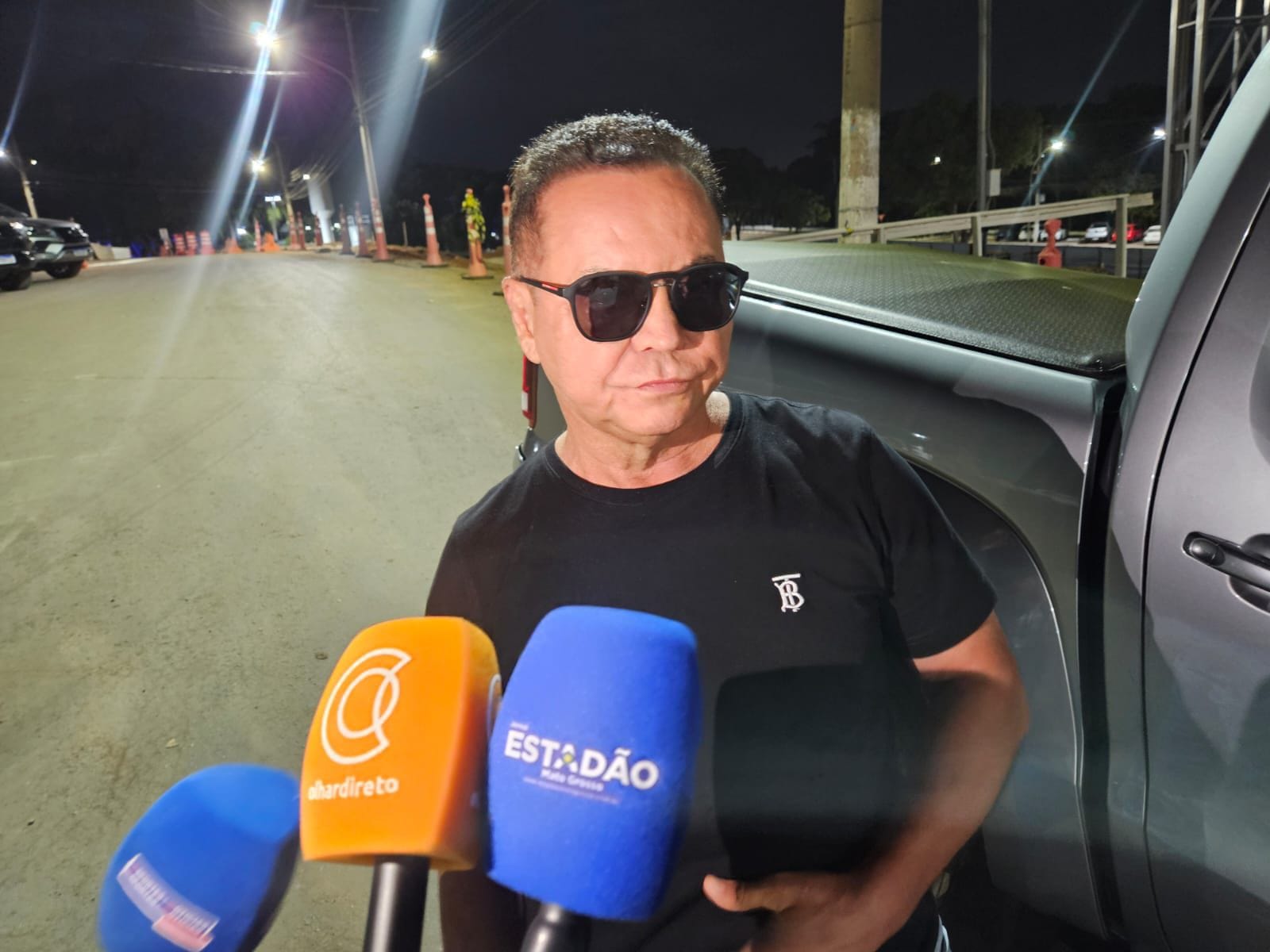 Matrix do Cerrado: Botelho de óculos escuros à noite revela reunião secreta entre Mauro Mendes, Jayme Campos e União Brasil