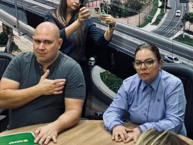Enquanto Abílio polemizava com “todes”, ele e Dilemário articulavam nos bastidores a queda de Vânia na Semob, usando Paula Calil para evitar desgaste