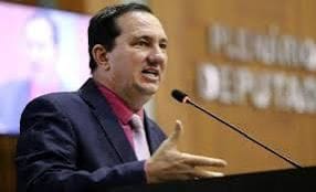 🚨 Deputado Barranco aciona Justiça contra Abílio por ridicularizar estudante em vídeo político 🚨