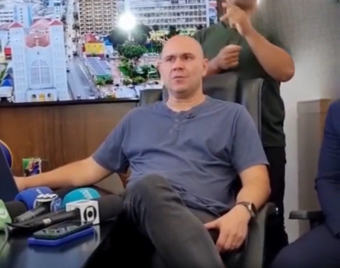 Abílio criou secretaria para Guarda Municipal que nunca saiu do papel, transformou em cabide de empregos e agora fundiu com a Semob sem reduzir gastos