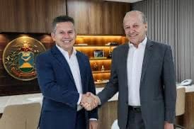 Mauro Mendes e Pivetta viram as costas para Bolsonaro e ignoram ato por anistia em Cuiabá