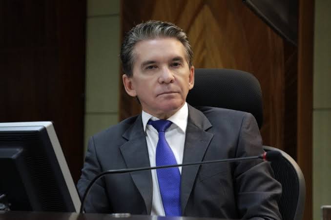 Sérgio Ricardo lança livro nesta terça-feira (23) que reforça garantias constitucionais na fiscalização