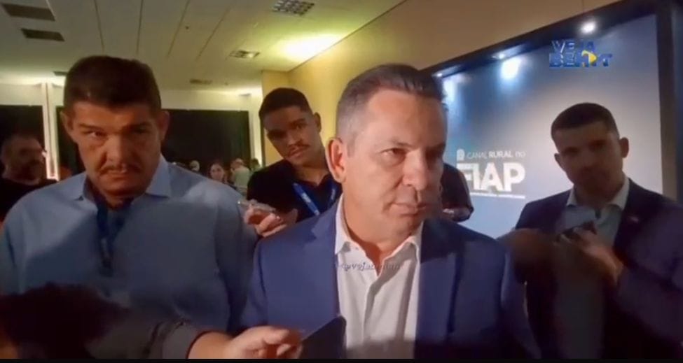 Há 1 ano: Mauro Mendes esculhambou e humilhou Eduardo Botelho em plena campanha em Cuiabá