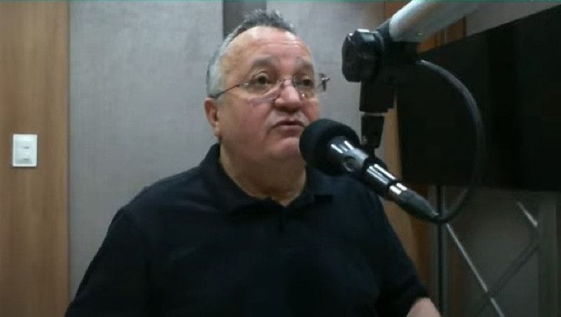 🚨 Pedro Taques rebate Mauro Mendes: “É melhor falar merda do que ter merda na cabeça e fazer merda”