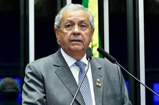 Jayme Campos faz barulho, grava vídeo com IA, mas não move um cisco para ser governador — e bastidores apontam que já prepara saída da disputa.