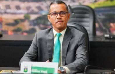 Didimo Vovô consolida liderança da oposição e expõe fragilidades da gestão Abílio na Câmara