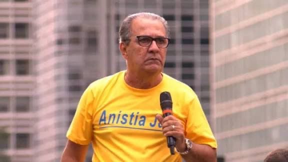 A Revolta do Banco: 70% dos Evangélicos Rejeitam a Indicação Política de Pastores