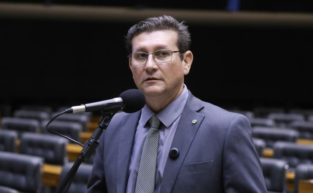 Empresa citada em boletim por suposto assédio também recebeu pagamento de deputado federal de MT