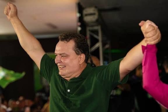 Max Russi consolida força política em megaevento do Podemos e projeta protagonismo para 2026