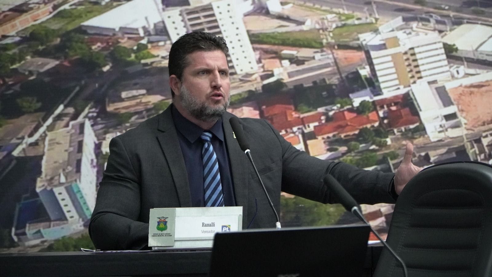 Ranalli diz que governador não gosta de polícia e diz que Estado está refém das facções criminosas