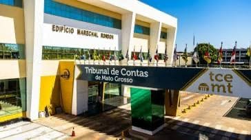 Mauro Mendes ignora Tribunal de Contas e não concede honraria a nenhum conselheiro do TCE-MT