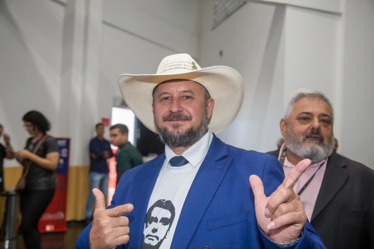 Cattani chama MST de "vagabundos" e detona Neri Geller: "Miolo mole"