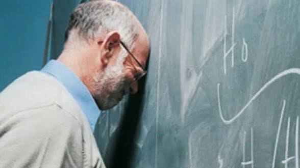 Prefeitura publica longa lista de professores afastados por problemas de saúde