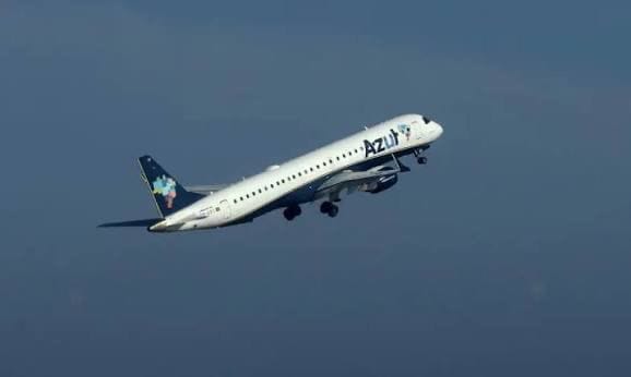 Susto no ar: Avião da Azul erra pista, quase pousa em aeródromo privado de Eraí Maggi e arremete em Cuiabá