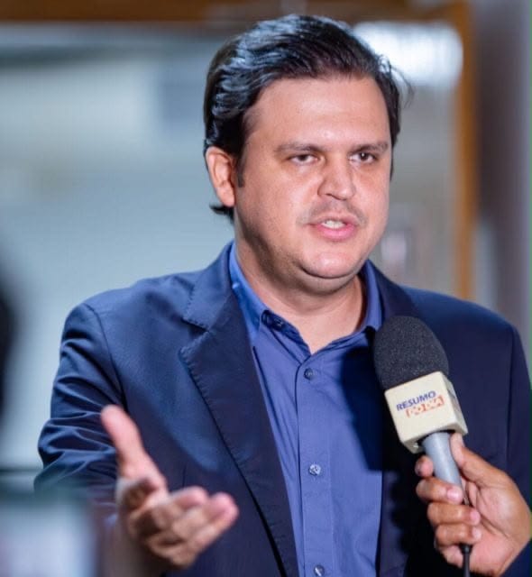 Com atuação pífia, deputado Thiago Silva atinge R$ 25,3 milhões em emendas empenhadas em 2026
