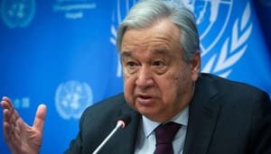 Secretário-geral da ONU culpa bilionários e países ricos por mudanças climáticas