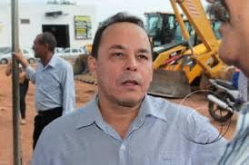 “FAMÍLIA BOTELHO EXPANDE PODER NO GOVERNO MAURO MENDES MESMO APÓS DERROTA ELEITORAL: CONTRATO MILIONÁRIO SEM LICITAÇÃO ACENDE ALERTA”