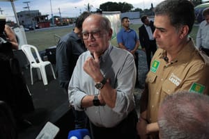 Ministro Gilmar Mendes elogia Emanuel Pinheiro como “cuidador da cidade” em entrega do Contorno Leste