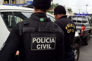 Polícias Civil e Militar desarticulam ponto de distribuição de drogas em Marcelândia